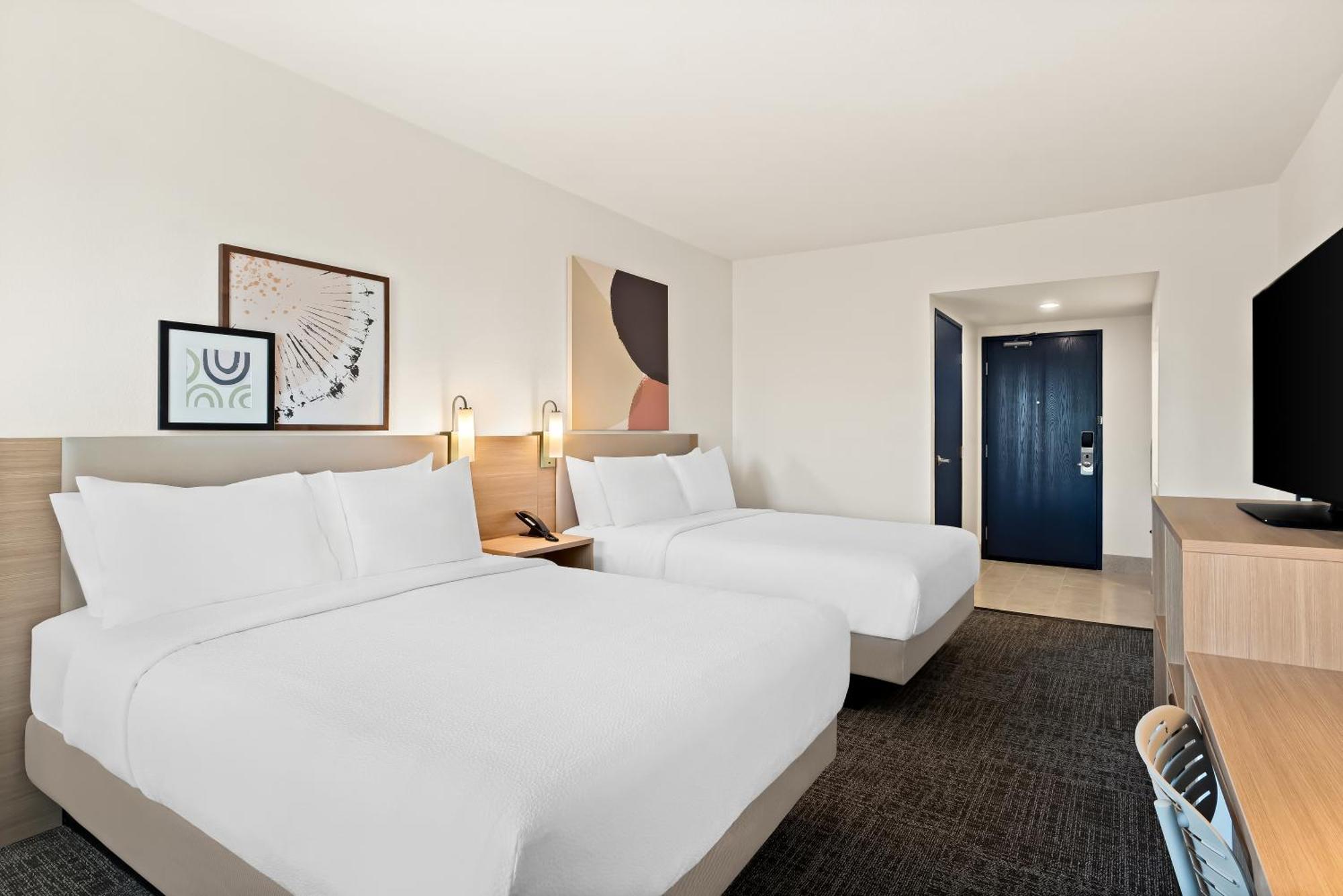 Spark By Hilton Williams Newly Opened 2025 Exterior foto