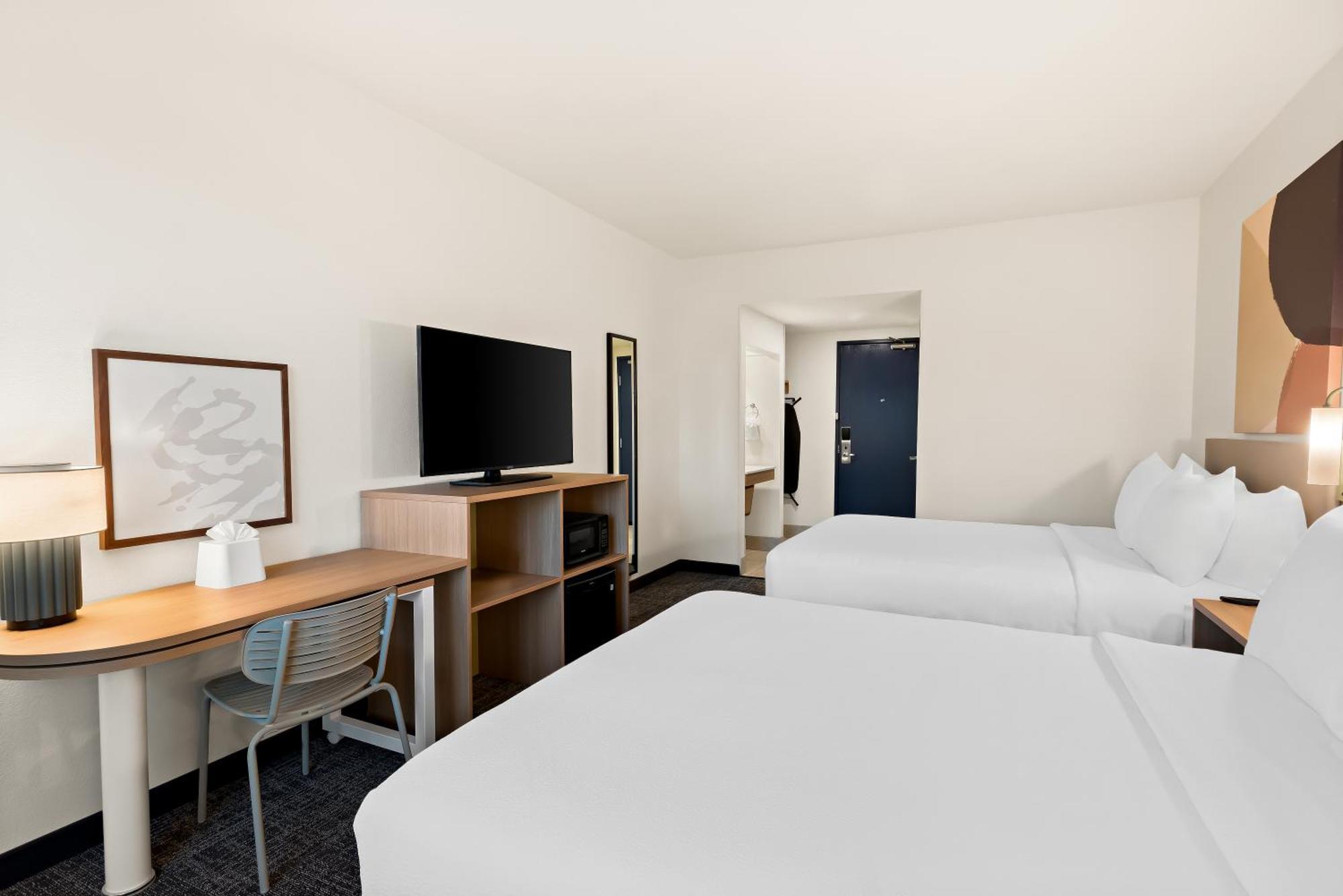 Spark By Hilton Williams Newly Opened 2025 Exterior foto